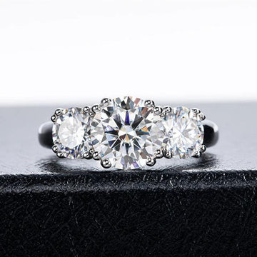 Superb 3 Stones D Colour VVS 5CT Moissanite Diamond Rings For Women Engagement Wedding Silver Certified Jewellery